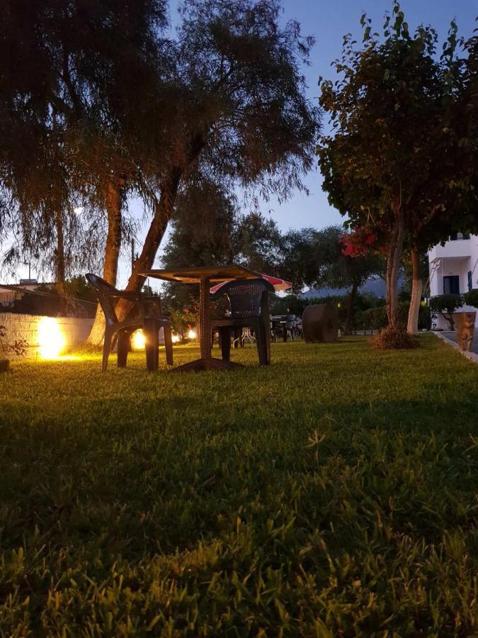Aparthotel To Kyma Amarynthos Zewnętrze zdjęcie